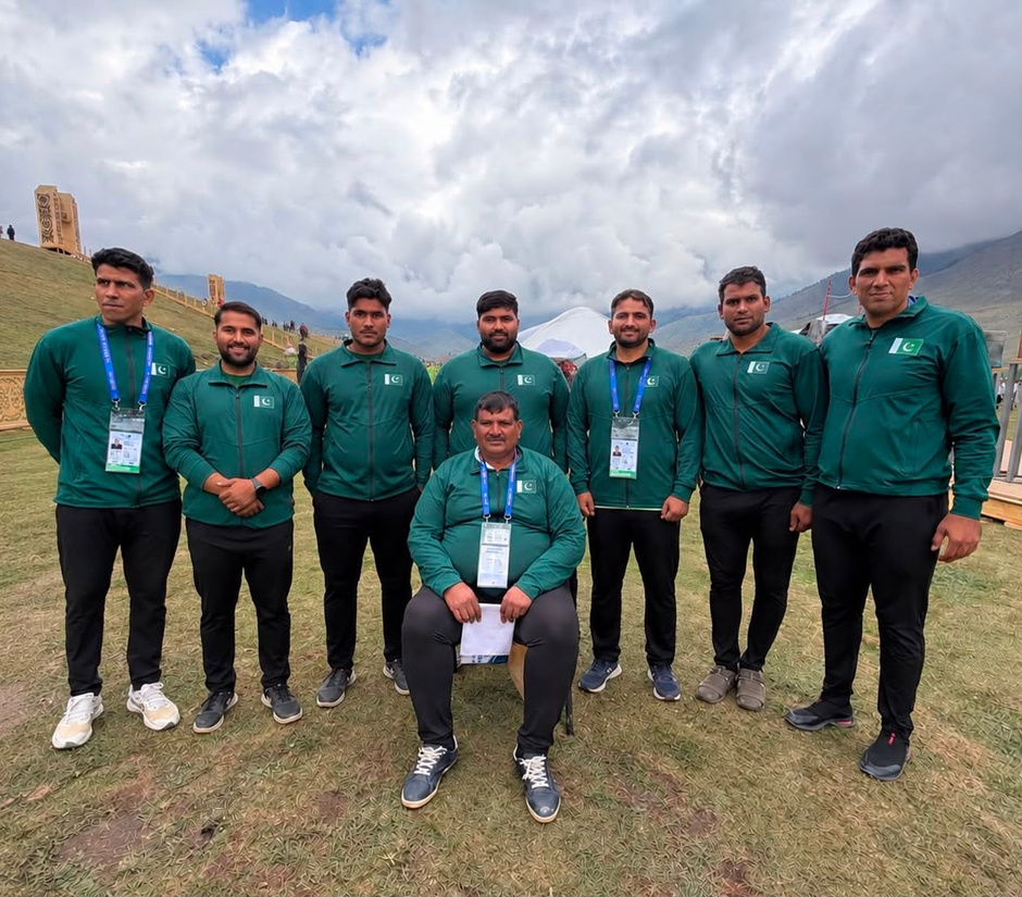 Pakistan Tug of War 8x8 team group photo