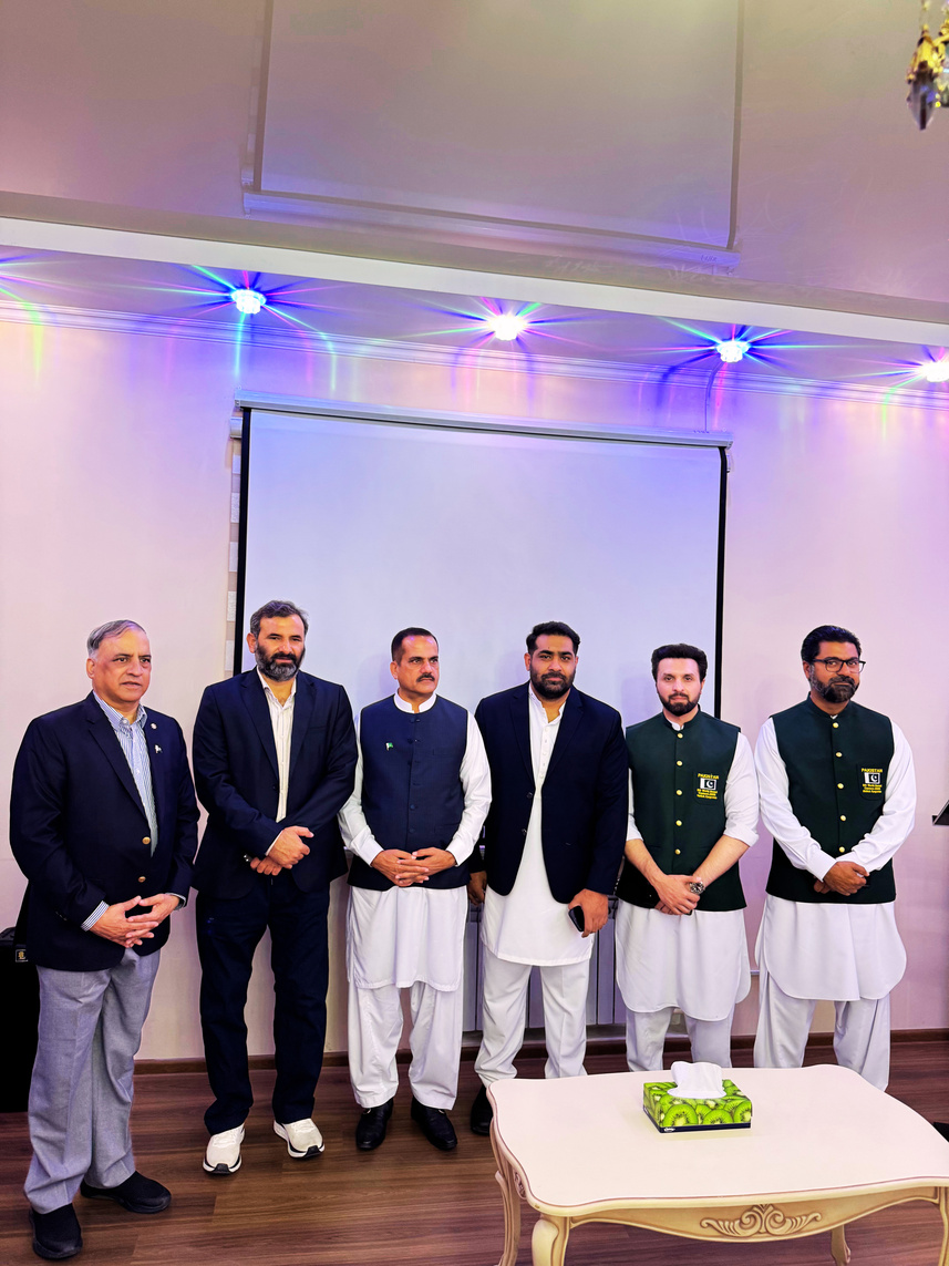 Pakistan delegation at a diplomatic engagement